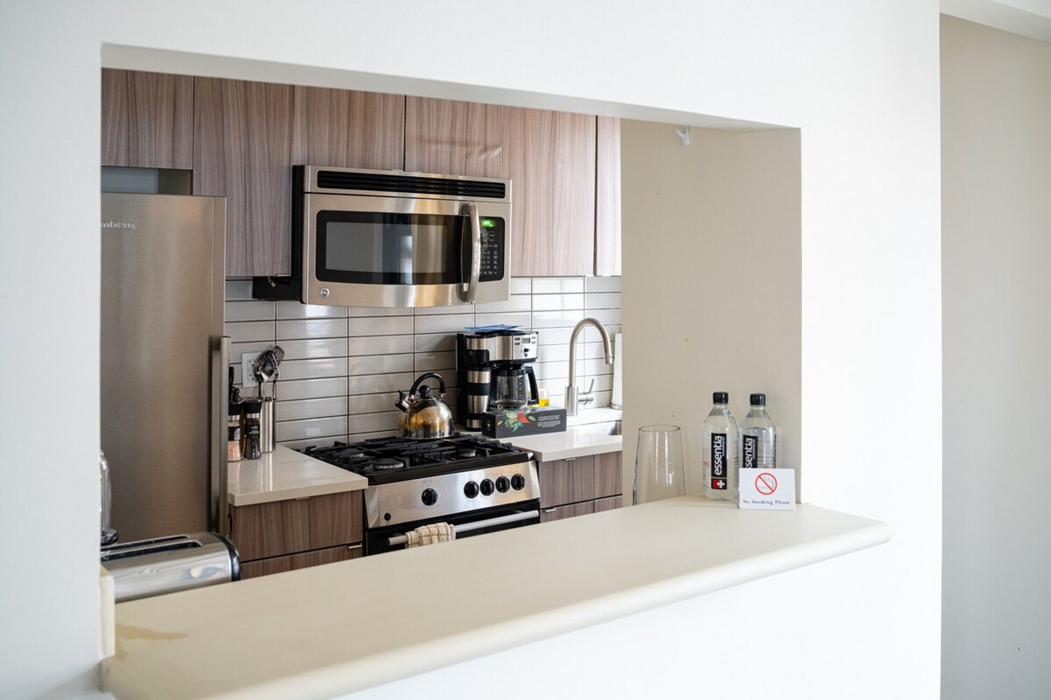 Building Photo - 337 E 50th St