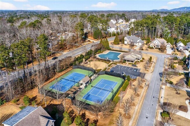 Building Photo - 2607 Lulworth Ln