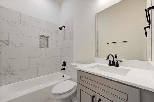Building Photo - 4336 Avron Dr