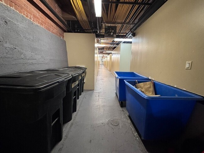 Building Photo - 4 Bishop St