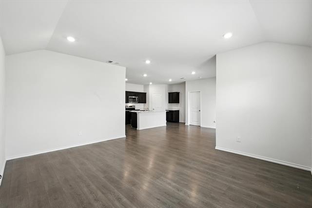 Building Photo - 11112 W Pond Dr