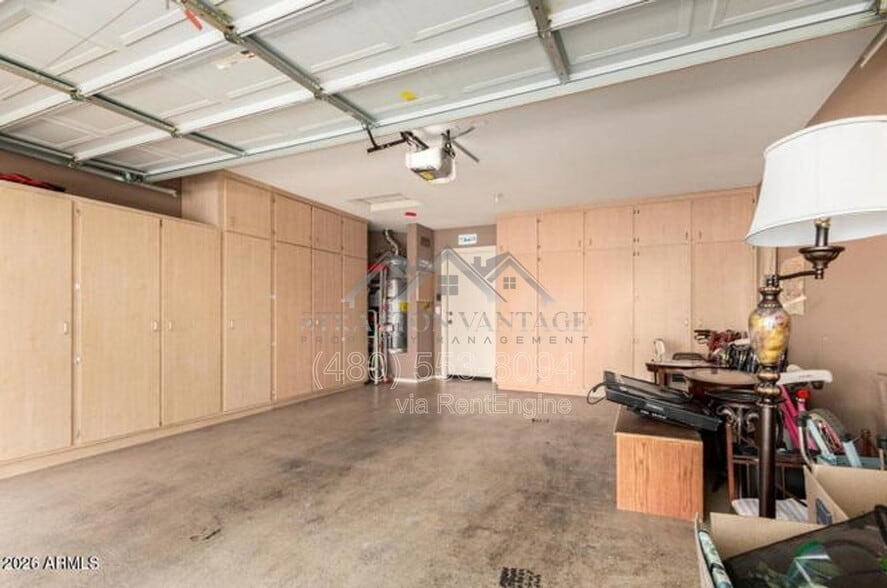 Building Photo - 41793 W Sunland Dr