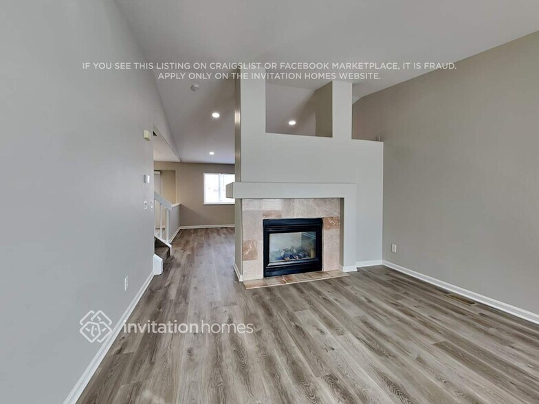 Building Photo - 4560 Gunbarrel Dr