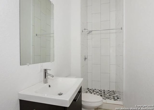 Building Photo - 432 S Olive, 1