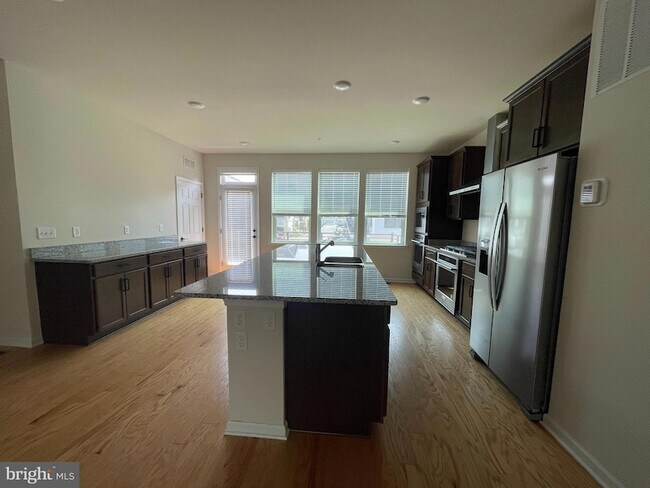 Building Photo - 103 Vaughn Dr Ext