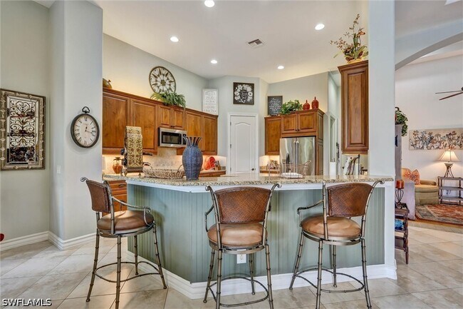 Building Photo - 14501 Carino Terrace