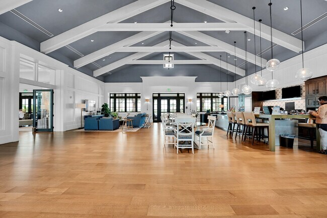 Building Photo - 601 Hookline Cir