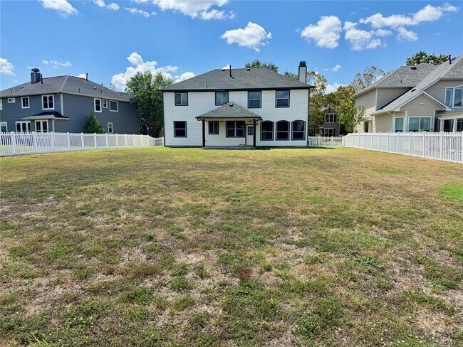 Building Photo - 278 Caraway