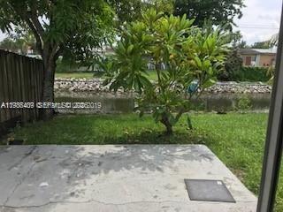 Building Photo - 6802 SW 18th Ct