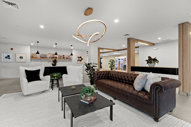 Building Photo - ONE25: Pet-Friendly 1-Bed with Balcony, Do...