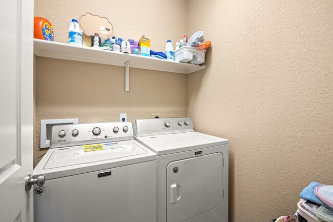 Building Photo - 7222 Sunny Day