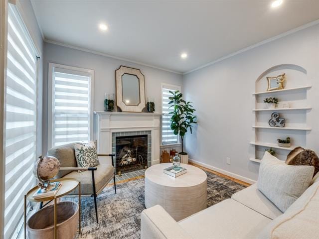 Building Photo - 5739 Ellsworth Ave