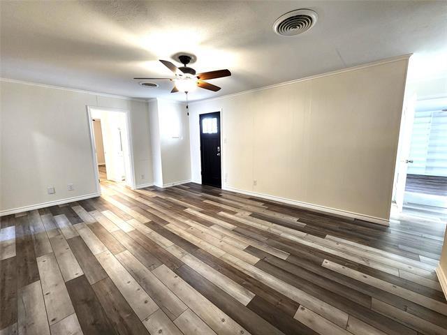 Building Photo - 1401 E Sherman Dr