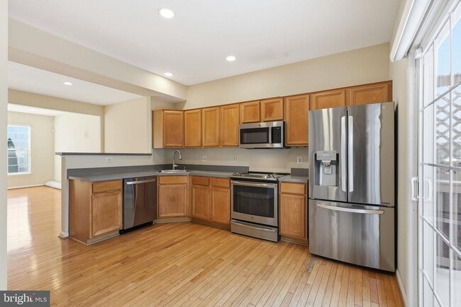 Building Photo - 12212 Densmore Ct