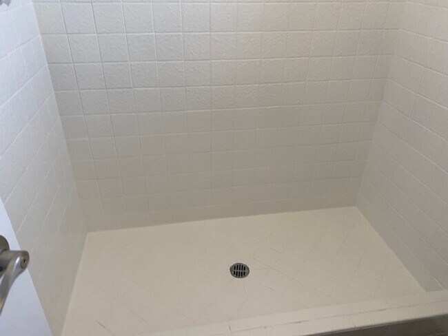 Building Photo - $1,975 For Lease SFH 3 Beds-2 Baths-2 Car ...