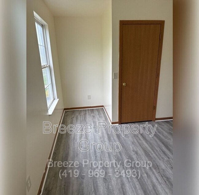 Building Photo - 2808 Benford Ln