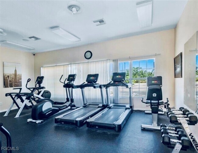 Building Photo - 8555 Bernwood Cove Loop