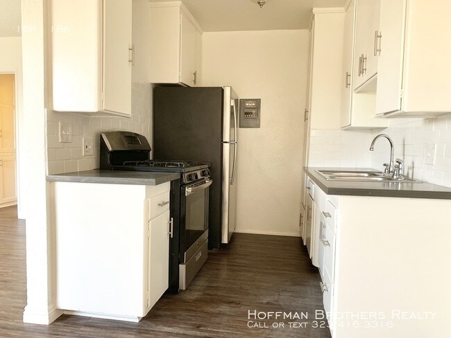 Building Photo - 4847 Slauson Ave