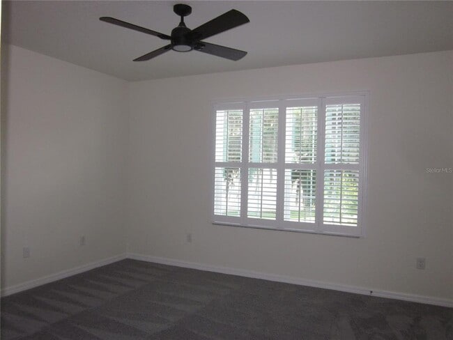 Building Photo - 1115 Hillhurst Dr