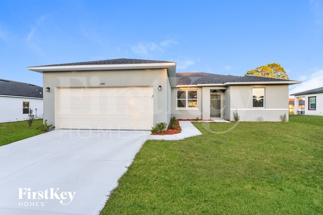 Building Photo - 2841 Tivoli Ave SE