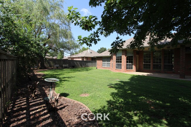 Building Photo - 2808 Stonebrook Rd