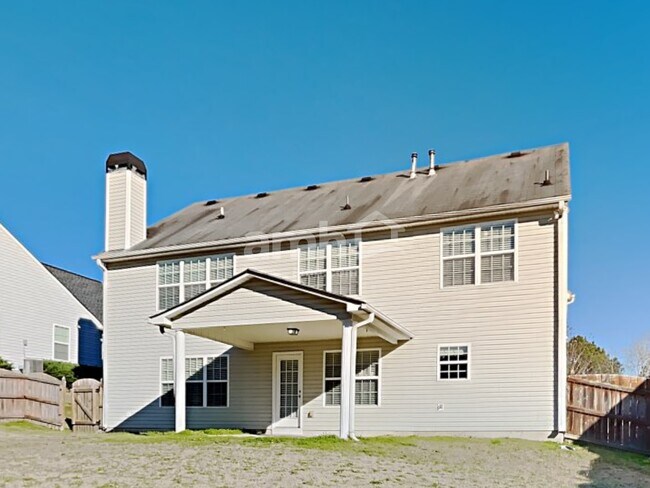 Building Photo - 230 Overlook Dr