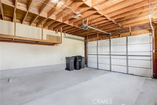 Building Photo - 2590 Silver Oak Way