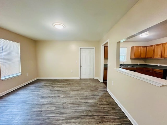 Building Photo - 5564 Banyan Ct