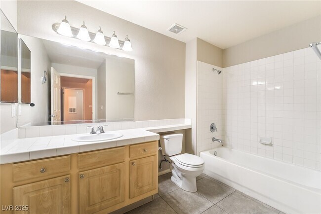 Building Photo - 5250 S Rainbow Blvd