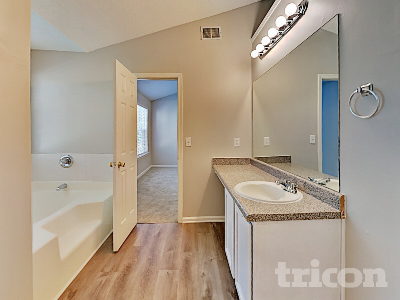 Building Photo - 842 Asbury Trail