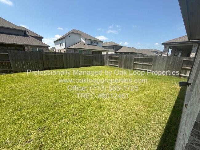 Building Photo - 1524 Sunrise Gables Dr