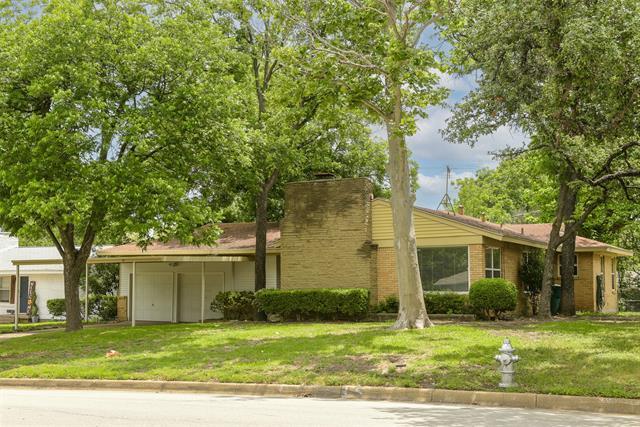 Building Photo - 4825 Trail Lake Dr