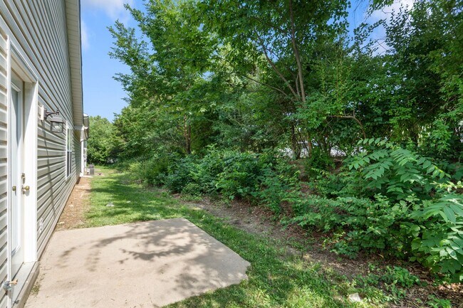 Building Photo - 1716-1718-1718 Juniper Dr
