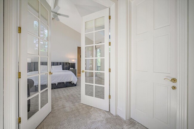 Building Photo - Welcome to Your Luxurious Napa Valley Retr...