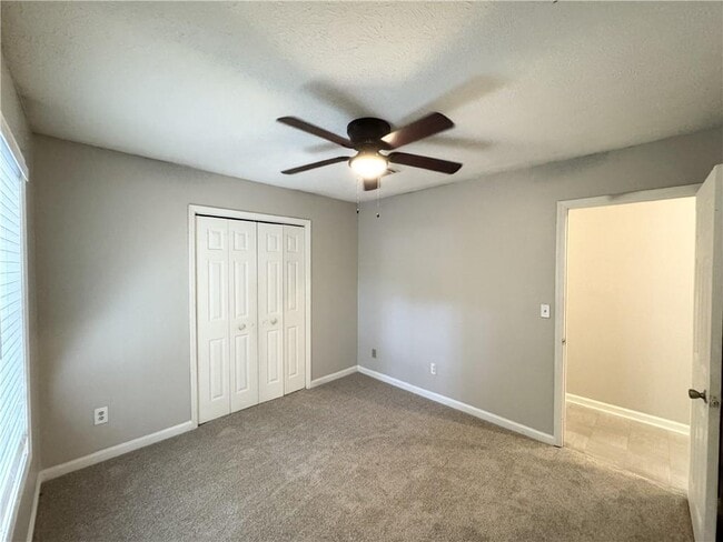 Building Photo - 4991 Sugar Creek Dr