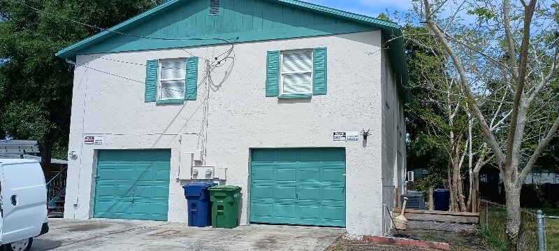 Building Photo - 6706.5 S Kissimmee St