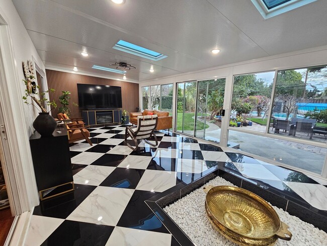 Building Photo - SERENE SYLVAN SANCTUARY - 4 Bed/2 Bath Home w/Private Pool - FREMONT