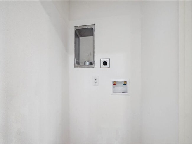 Building Photo - 1507 Duncan Dr