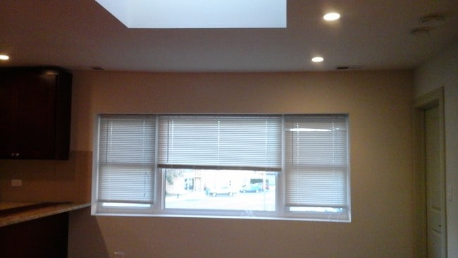 Living Window and Skylight - 9565 Franklin Ave