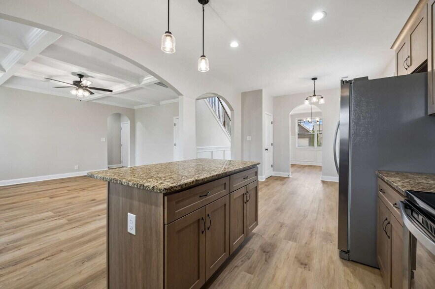 Building Photo - 1240 Winterset Dr