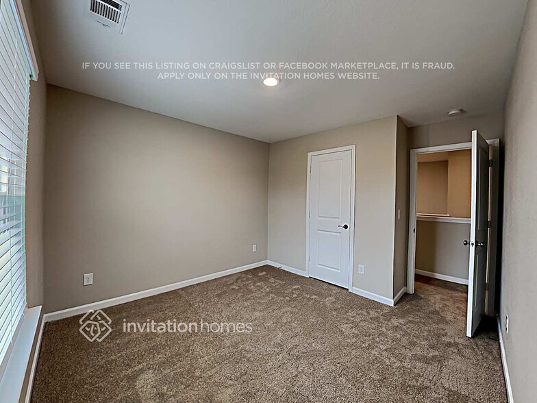 Building Photo - 469 Samara Ct