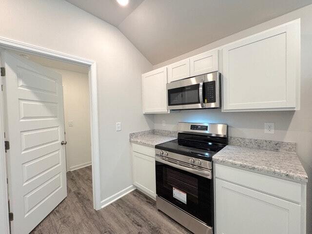 Building Photo - 2120 W Middlebrooke Xing