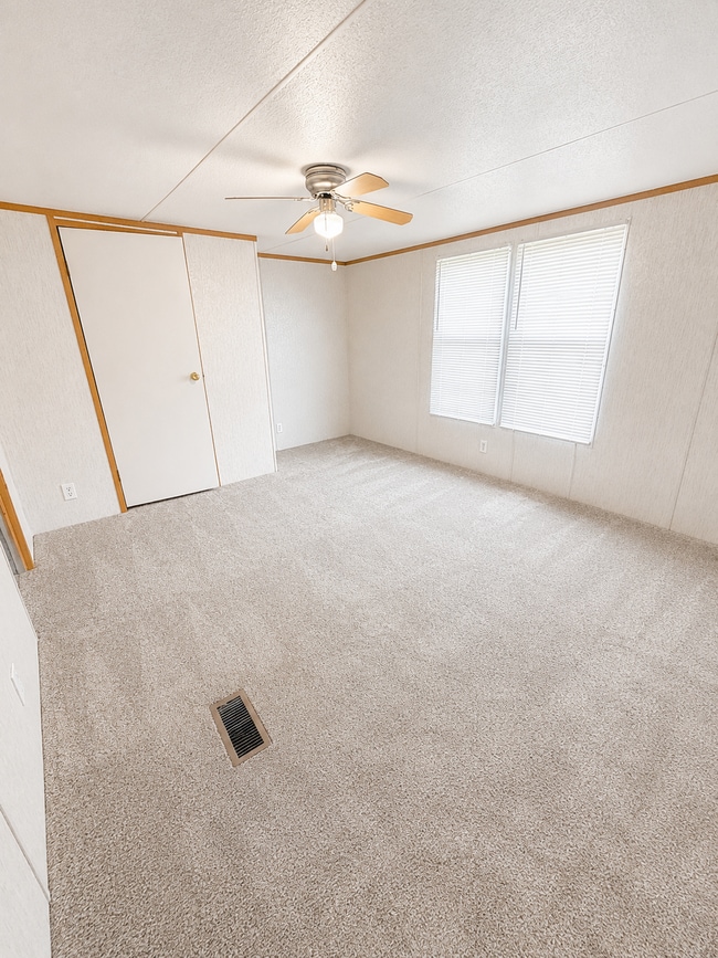 Building Photo - 20766 Hamlet Dr