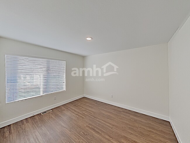 Building Photo - 4355 Crestone Peak St