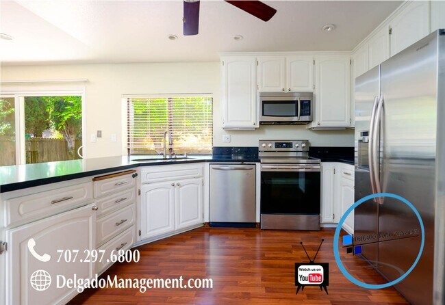 Building Photo - Benicia corner lot beautiful home