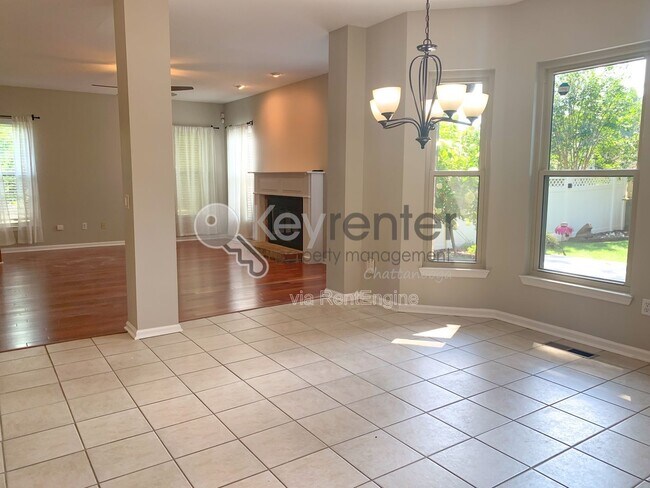 Building Photo - 7716 Royal Harbour Cir