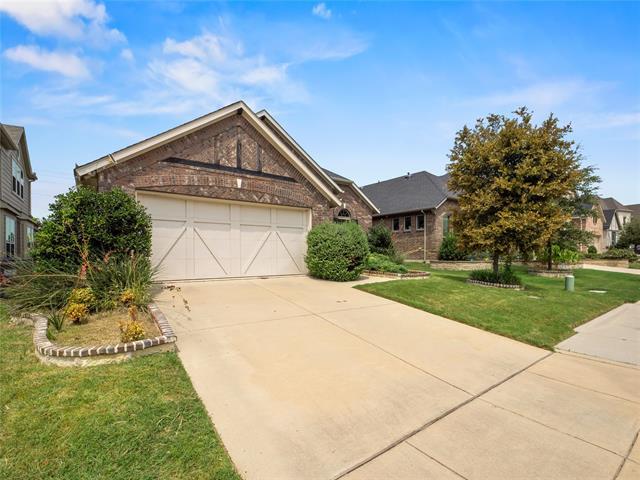 Building Photo - 202 DayLily Dr