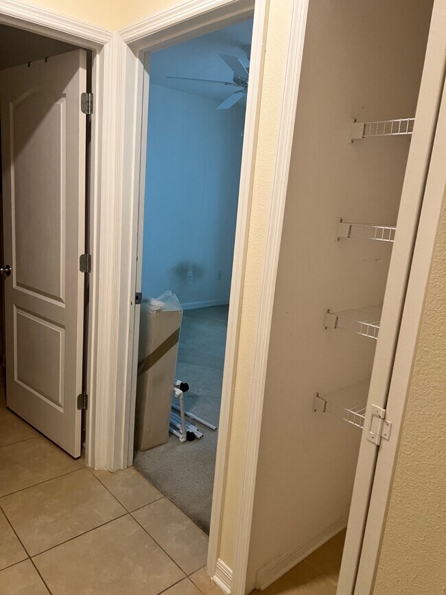 Building Photo - 3826 Wayfarer Wy