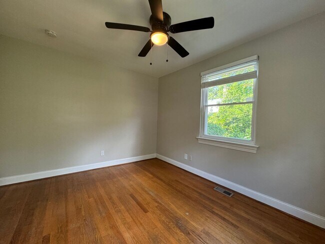Building Photo - 2BR Norfolk Home!