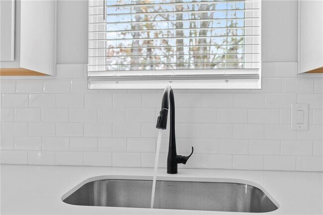 Building Photo - 3699 Annsbury Ct